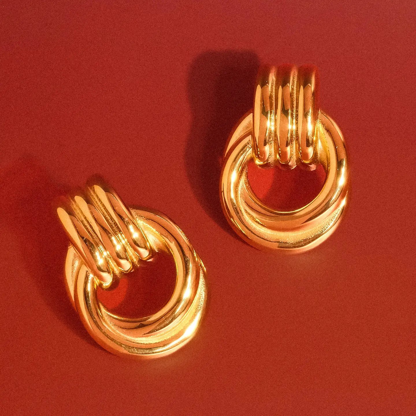 Wanda 18K Gold Non-Tarnish Classic Hoop Earring